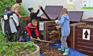compost 2000x1200